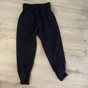 Albion joggers in black - XS